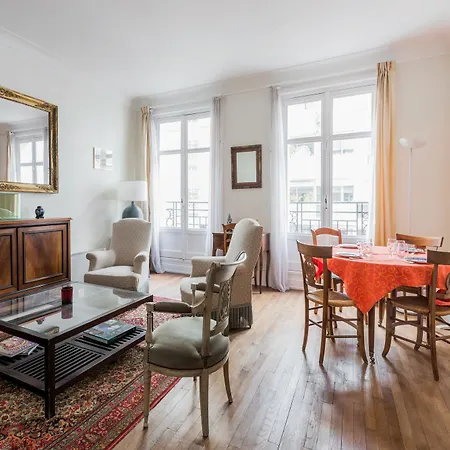 Daire Sochic Haussmann Paris